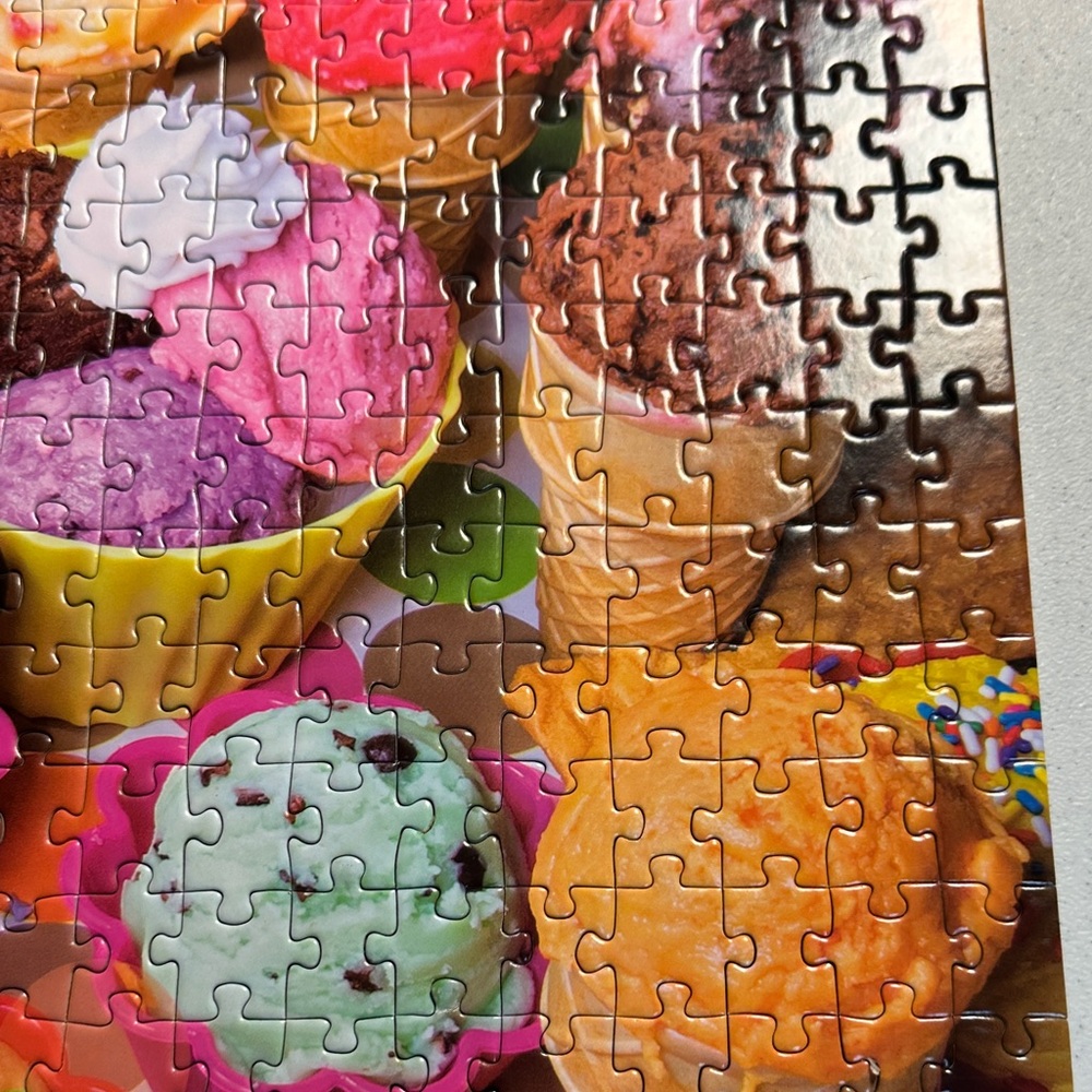 Kodak Vibrant Ice-cream Puzzle with Assorted Colors 27”x20” 1,000 pieces - Picture 6 of 13